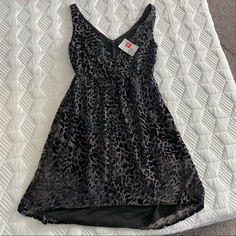 H&M black leopard print cocktail dress